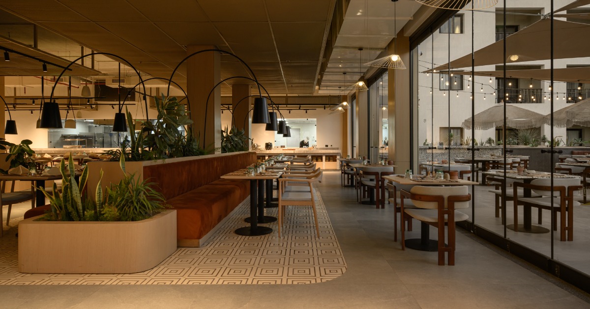 Kaktus Hotel restaurant — European-influenced open kitchen dining