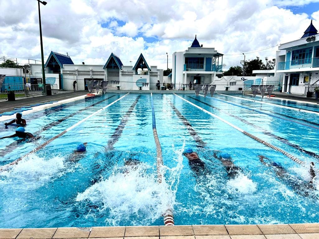 Sport venue Pavillon Swimming Pool for the team training camps