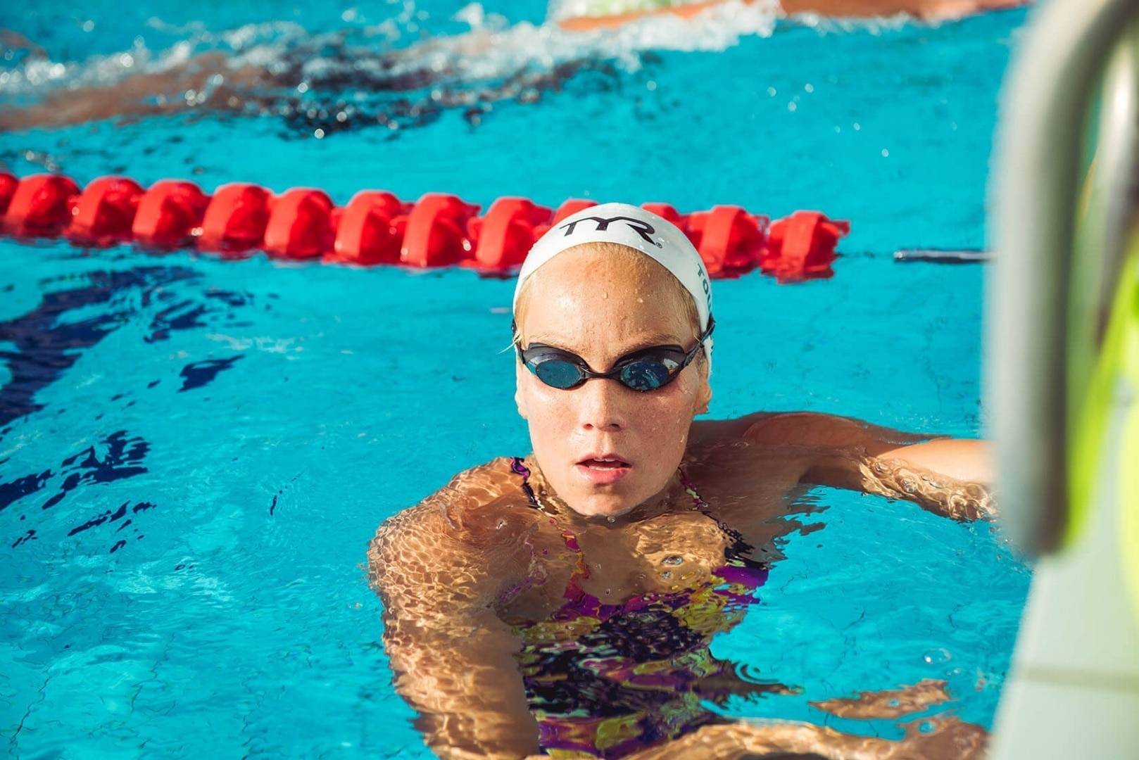 Swimming training camps in Spain