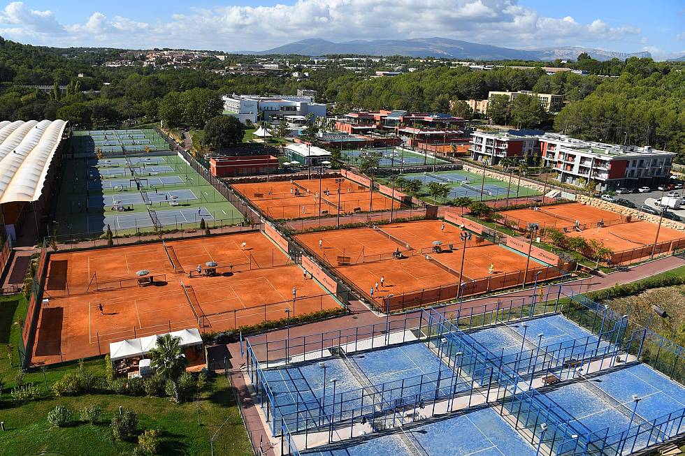 Sport Venue Mouratoglou Tennis Academy For The Team Training Camps